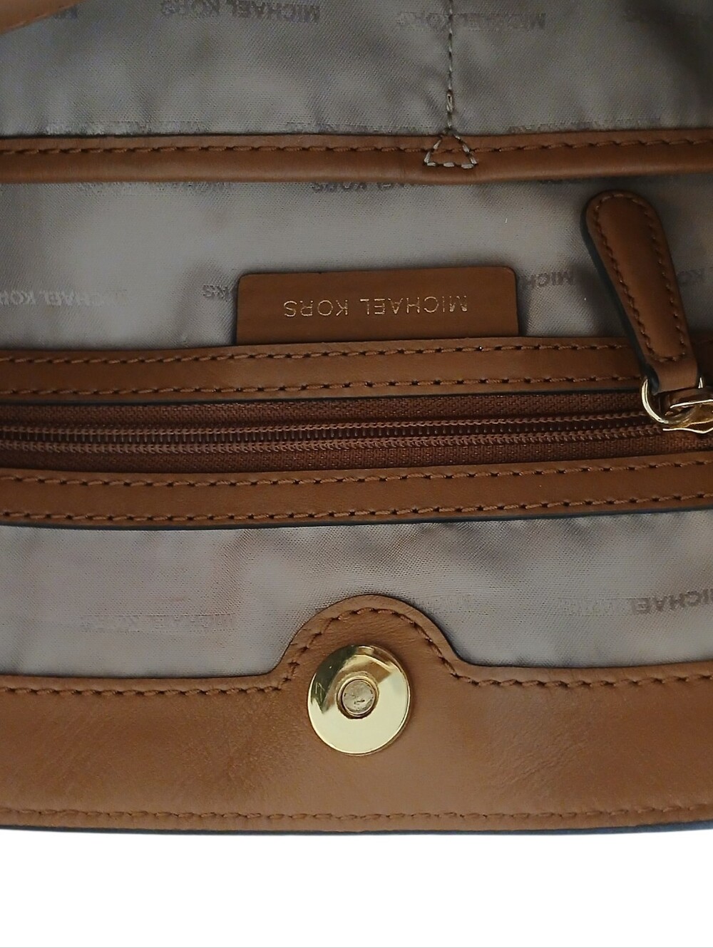NWOT MICHAEL KORS Raven Large Signature Tote Grommets Studs Brown Tan Luxury - Picture 8 of 13